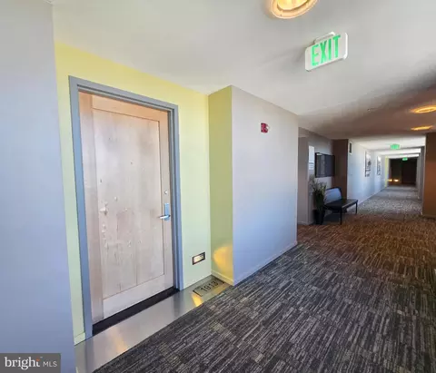 Entry Way - 1200 Steuart St #1913, Baltimore, MD 21230 photo 1 of 5