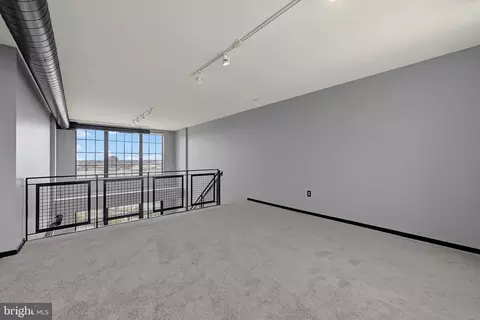 Living - 1200 Steuart St #1913, Baltimore, MD 21230 photo 13 of 16