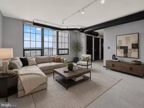 Living - 1200 Steuart St #1913, Baltimore, MD 21230 photo 14 of 16