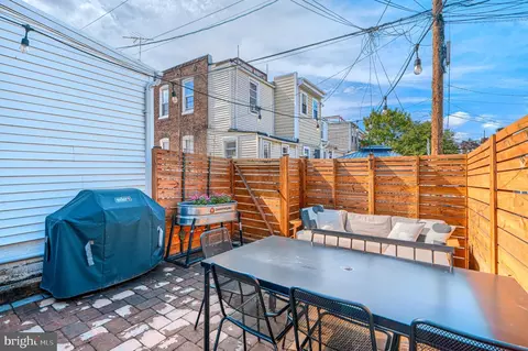 Exterior - 408 E Randall St, Baltimore, MD 21230 photo 3 of 4