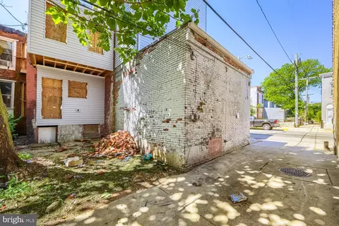 Exterior - 2044 Walbrook Ave, Baltimore, MD 21217 photo 3 of 3