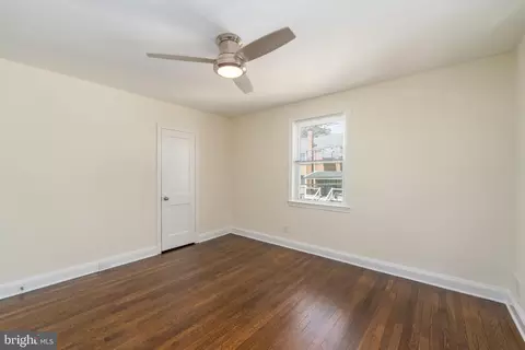Bedroom - 3255 Yosemite Ave, Baltimore, MD 21215 photo 3 of 4
