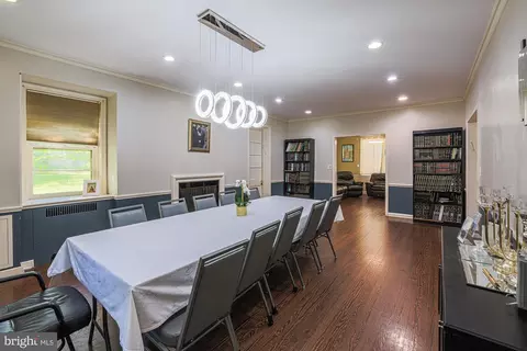 Dining - 3305 Bancroft Rd, Baltimore, MD 21215 photo 4 of 4