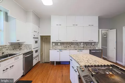 Kitchen - 3305 Bancroft Rd, Baltimore, MD 21215 photo 5 of 5