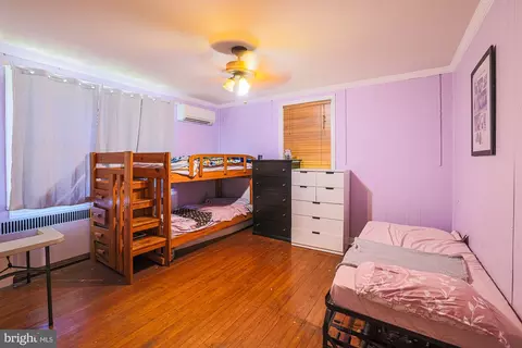 Bedroom - 3305 Bancroft Rd, Baltimore, MD 21215 photo 4 of 5