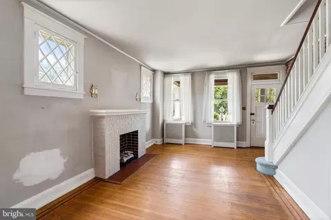 Living - 3733 Beech Ave, Baltimore, MD 21211 photo 2 of 3