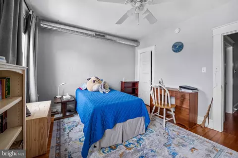 Bedroom - 1322 Weldon Ave, Baltimore, MD 21211 photo 4 of 6