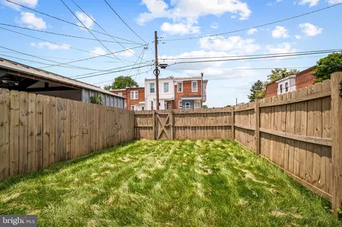 Exterior - 1322 Weldon Ave, Baltimore, MD 21211 photo 3 of 4