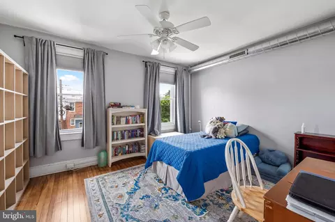 Bedroom - 1322 Weldon Ave, Baltimore, MD 21211 photo 3 of 6