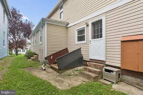 Exterior - 5941 Falls Rd, Baltimore, MD 21209 photo 16 of 16