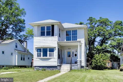 2702 Oakley Ave, Baltimore, MD 21215