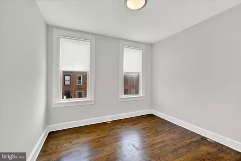Bedroom - 2 W Barney St, Baltimore, MD 21230 photo 4 of 4