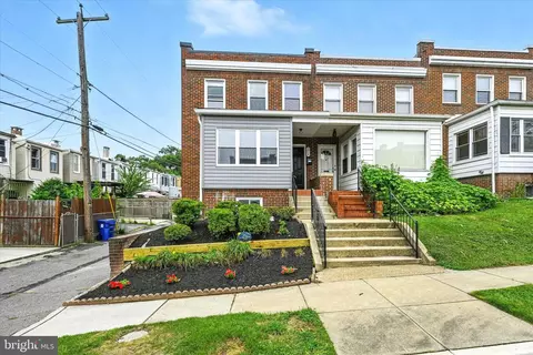 Exterior - 1118 Weldon Ave, Baltimore, MD 21211 photo 3 of 5