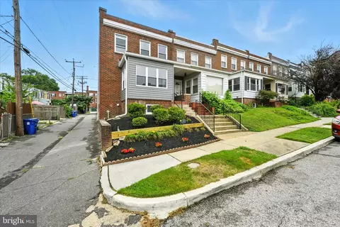 Exterior - 1118 Weldon Ave, Baltimore, MD 21211 photo 4 of 5