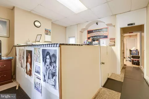 Entry Way - 416 E 25th St, Baltimore, MD 21218 photo 2 of 4