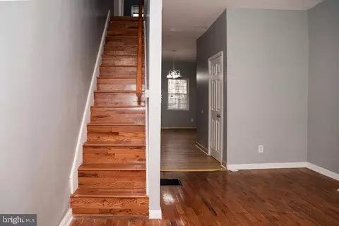 Entry Way - 2630 E Monument St, Baltimore, MD 21205 photo 4 of 9
