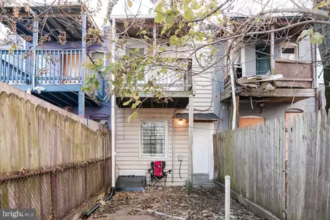 Exterior - 2630 E Monument St, Baltimore, MD 21205 photo 3 of 4