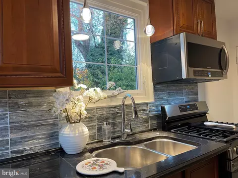 Kitchen - 3712 W Cold Spring Ln, Baltimore, MD 21215 photo 1 of 2