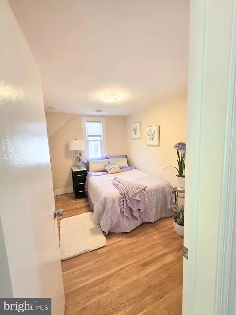 Bedroom - 3712 W Cold Spring Ln, Baltimore, MD 21215 photo 2 of 4