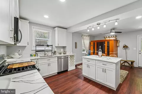Kitchen - 202 E Lafayette Ave, Baltimore, MD 21202 photo 1 of 2