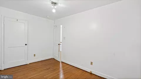 Bedroom - 1805 Crestview Rd, Baltimore, MD 21239 photo 4 of 5