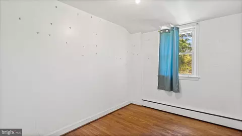 Bedroom - 1805 Crestview Rd, Baltimore, MD 21239 photo 3 of 5