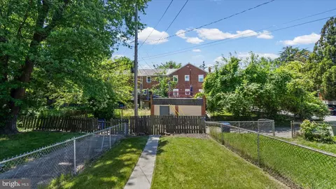Exterior - 1805 Crestview Rd, Baltimore, MD 21239 photo 4 of 5