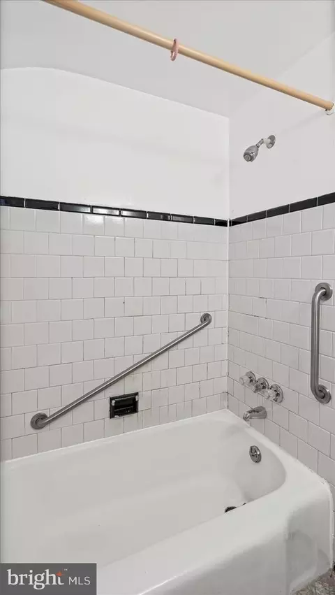 Bath - 1805 Crestview Rd, Baltimore, MD 21239 photo 3 of 3