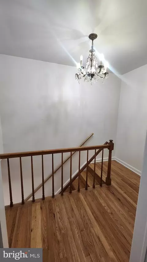 Entry Way - 834 Umbra St, Baltimore, MD 21224 photo 4 of 5