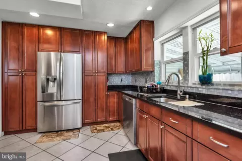 Kitchen - 6511 Brook Ave, Baltimore, MD 21206 photo 3 of 4
