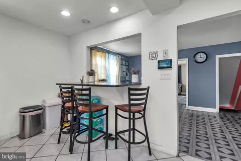Entry Way - 6511 Brook Ave, Baltimore, MD 21206 photo 2 of 2