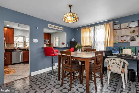 Dining - 6511 Brook Ave, Baltimore, MD 21206 photo 3 of 3