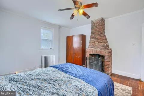 Bedroom - 2802 Grindon Ave, Baltimore, MD 21214 photo 2 of 10