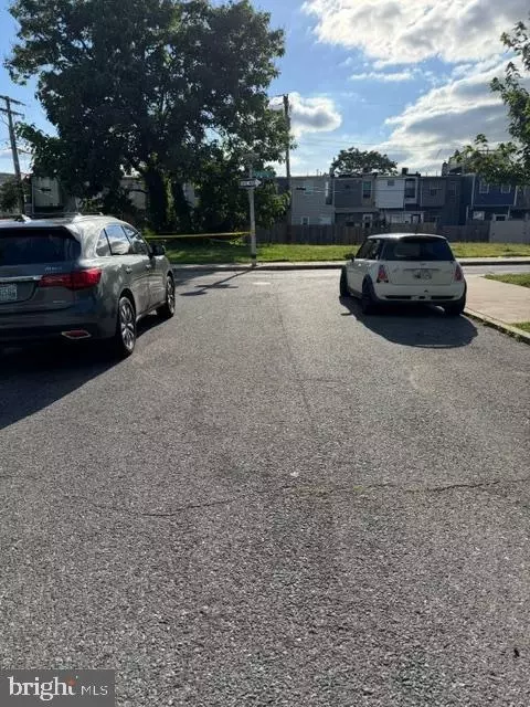 2326 Milliman St, Baltimore, MD 21205 photo 4