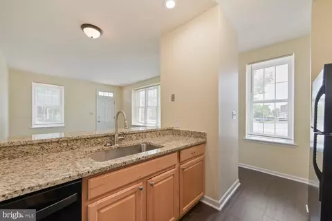 Kitchen - 730 S Hanover St #A, Baltimore, MD 21230 photo 1 of 3