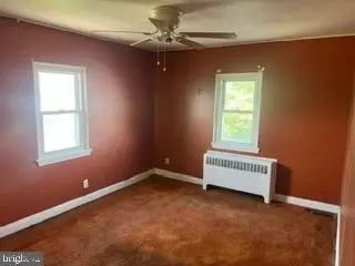 Entry Way - 1517 N Decker Ave, Baltimore, MD 21213 photo 5 of 9