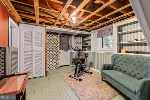 Other - 210 Mallow Hill Rd, Baltimore, MD 21229 photo 9 of 12