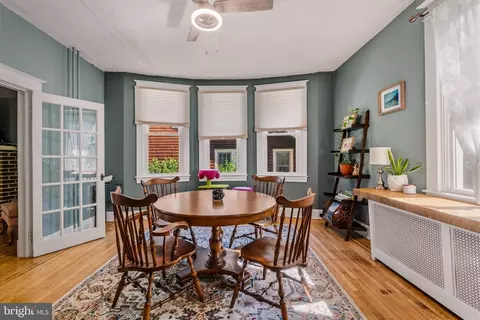 Dining - 210 Mallow Hill Rd, Baltimore, MD 21229 photo 1 of 3