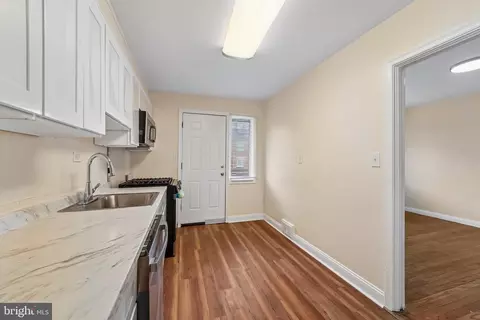 Entry Way - 1930 Northbourne Rd, Baltimore, MD 21239 photo 2 of 6