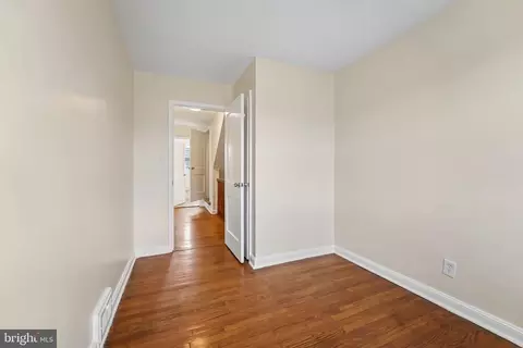 Entry Way - 1930 Northbourne Rd, Baltimore, MD 21239 photo 5 of 6