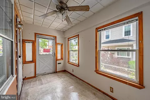 Exterior - 1302 Cox St, Baltimore, MD 21211 photo 4 of 8