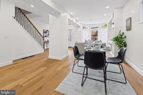 Entry Way - 2530 Harlem Ave, Baltimore, MD 21216 photo 1 of 2