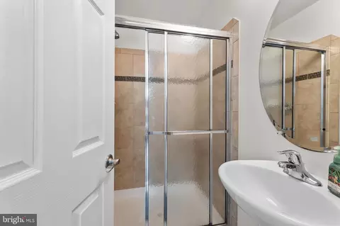 Bath - 310 Parkin St, Baltimore, MD 21230 photo 1 of 5