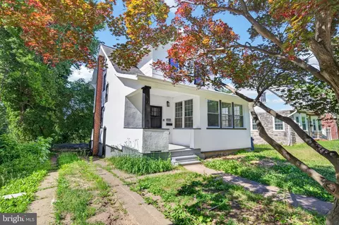 Exterior - 3405 Parkside Dr, Baltimore, MD 21214 photo 4 of 8