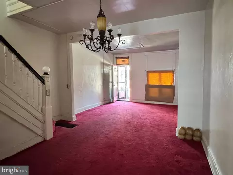 Living - 1713 Darley Ave, Baltimore, MD 21213 photo 2 of 5