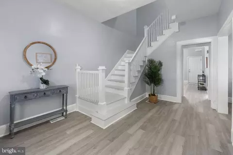 Entry Way - 417 Rosecroft Ter, Baltimore, MD 21229 photo 1 of 1
