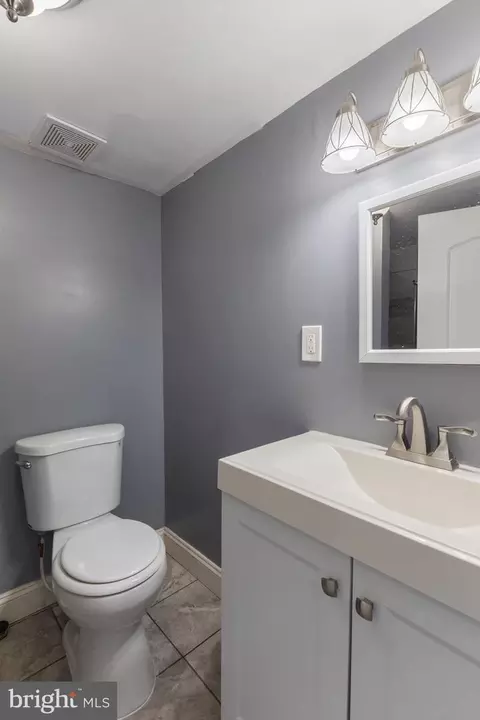 Bath - 756 E 36th St, Baltimore, MD 21218 photo 2 of 2
