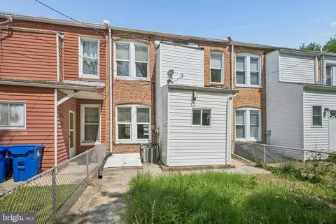 Exterior - 306 Lyndhurst St, Baltimore, MD 21229 photo 5 of 5