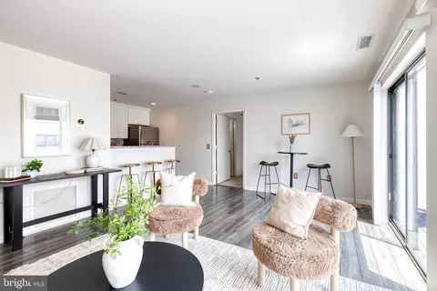 Other - 2702 Lighthouse Pt E #719, Baltimore, MD 21224 photo 3 of 16