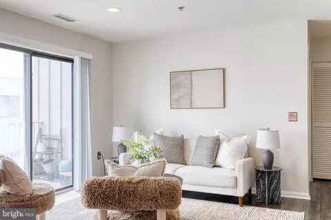 Other - 2702 Lighthouse Pt E #719, Baltimore, MD 21224 photo 7 of 16
